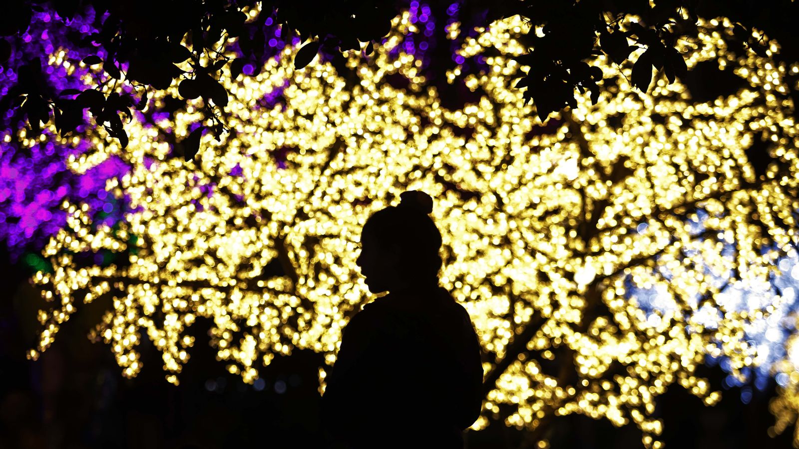 Fotos del encendido del alumbrado navideño en Algeciras