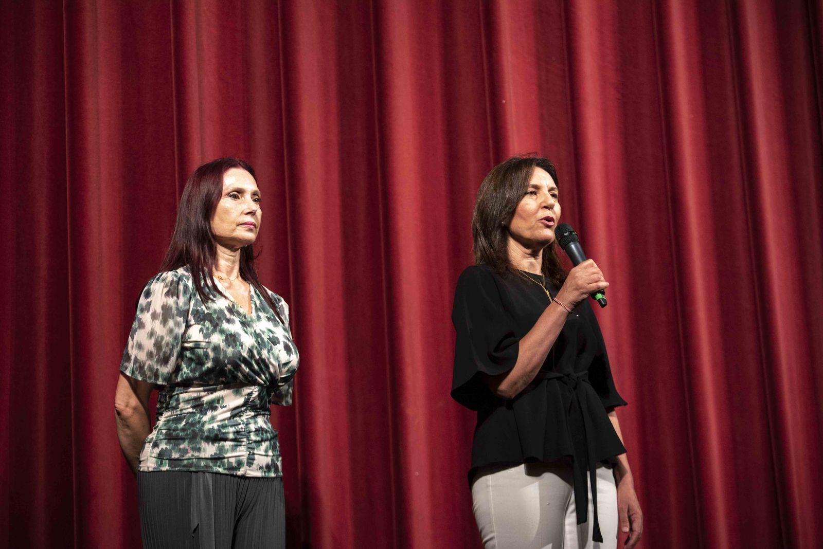 Rosa María Rubio junto a Magdalena Cantero en el Maestro Padilla.