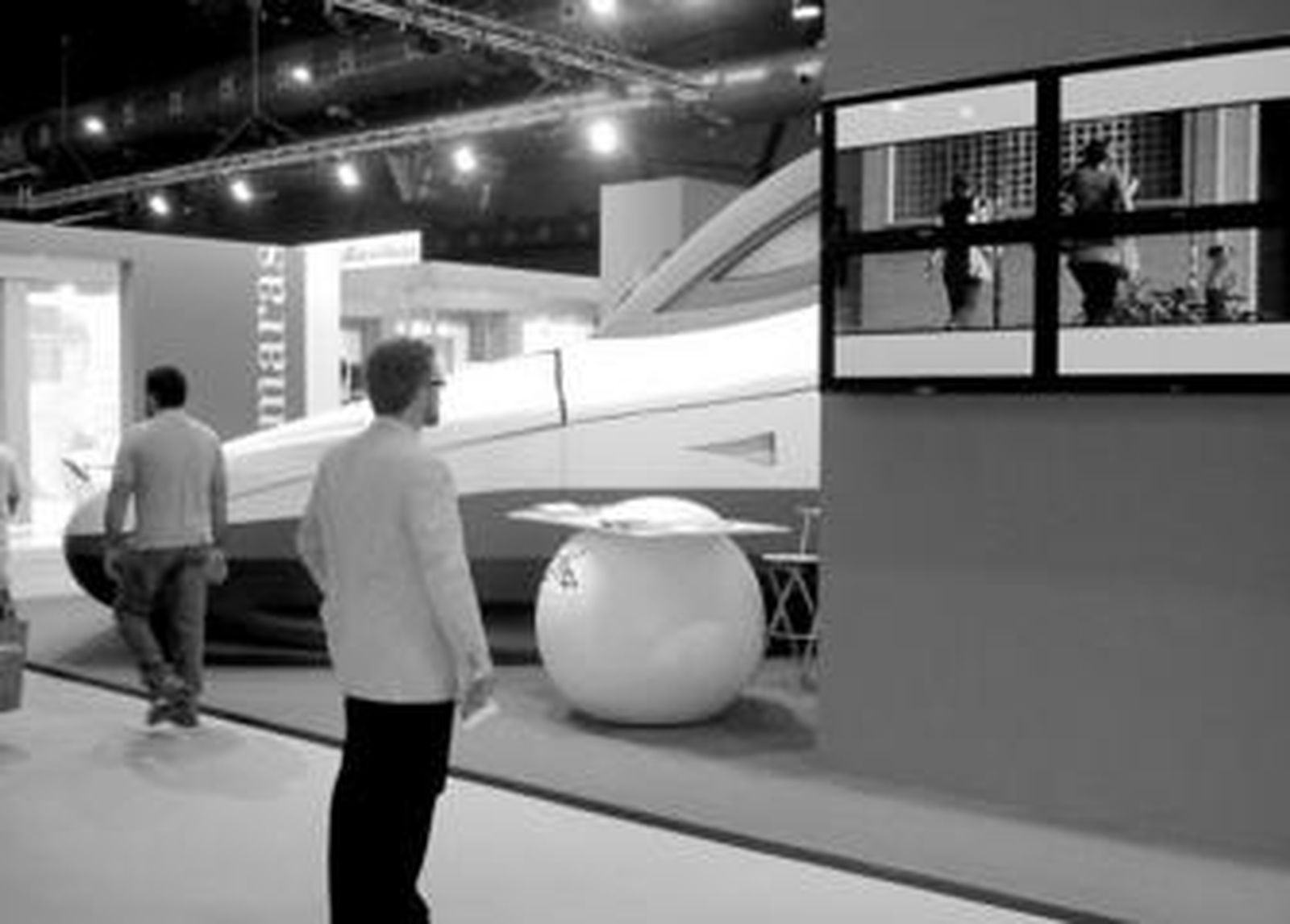 José Lázaro en el foro de comercio urbano, Ágora, de Málaga.