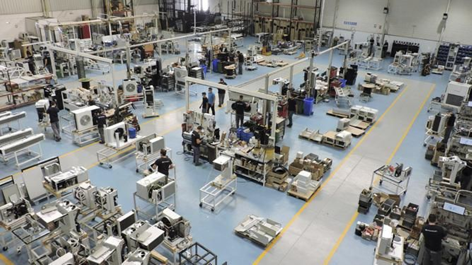 Interior de la fábrica de Intarcon Interior de la fábrica de Intarcon