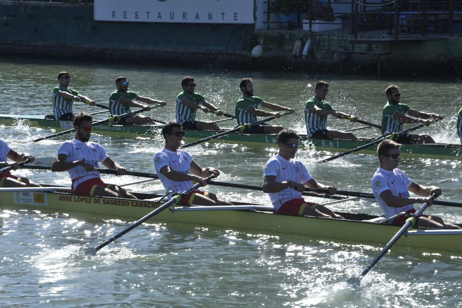 Las imágenes de la Regata Sevilla-Betis