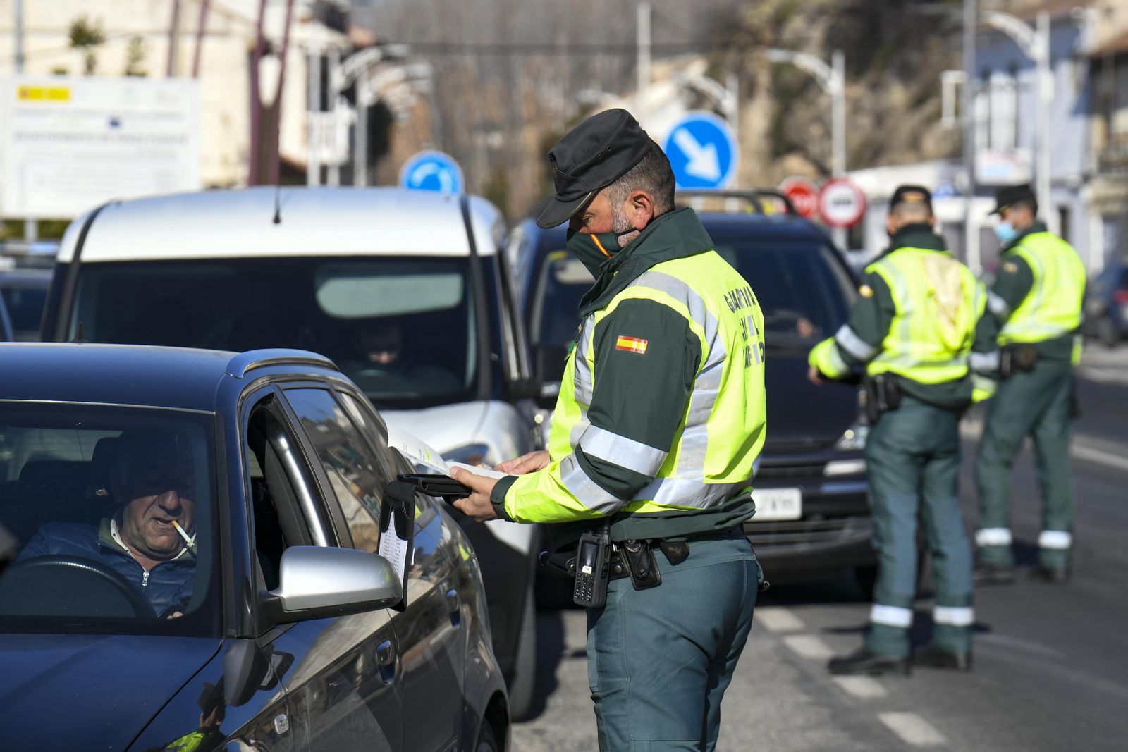 Dos municipios de Granada de más 5.000 habitantes superan la tasa 1.000 que implica cierre perimetral