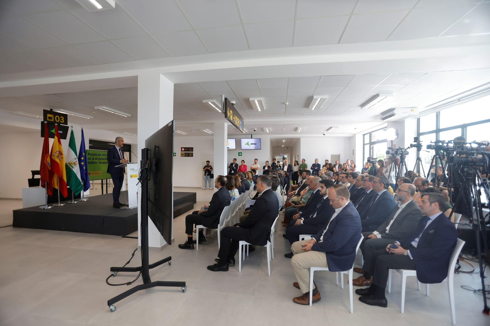 Las mejores imágenes de la ampliación de la terminal del aeropuerto de Córdoba Las mejores imágenes de la ampliación de la terminal del aeropuerto de Córdoba