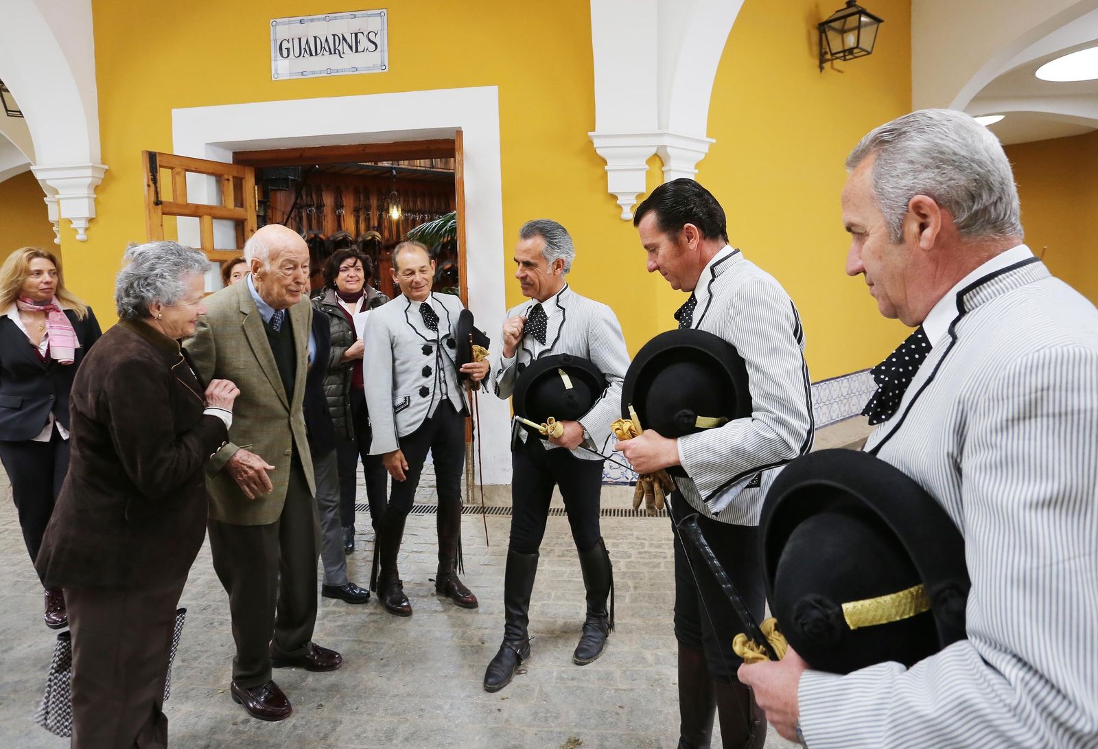 Visita a la Real Escuela del Arte Ecuestre del Ex-Presidente de Francia Valéry Giscard D'Estaigne