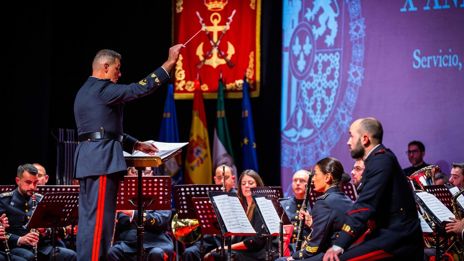 Homenaje al Rey en forma de concierto: la banda de Tercio Sur conmemora el X aniversario del reinado de Felipe VI Homenaje al Rey en forma de concierto: la banda de Tercio Sur conmemora el X aniversario del reinado de Felipe VI