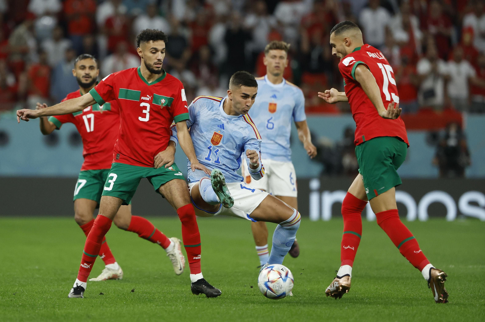 Fotos del Marruecos-España en octavos del Mundial de Qatar