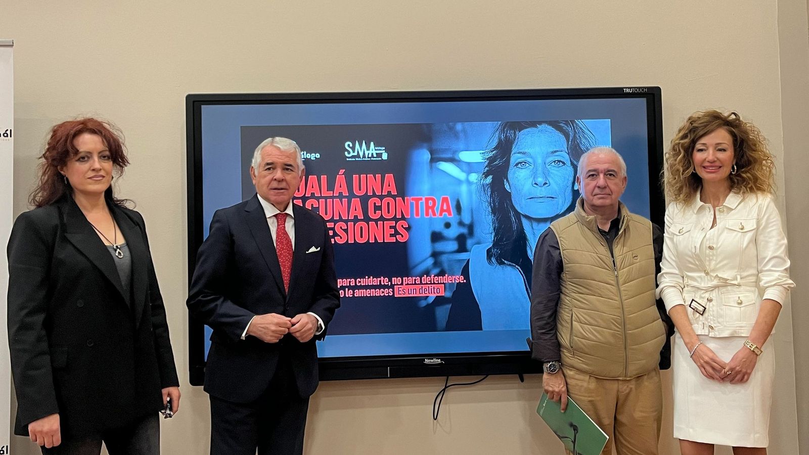 Presentación en el Colegio de Médicos de Málaga.