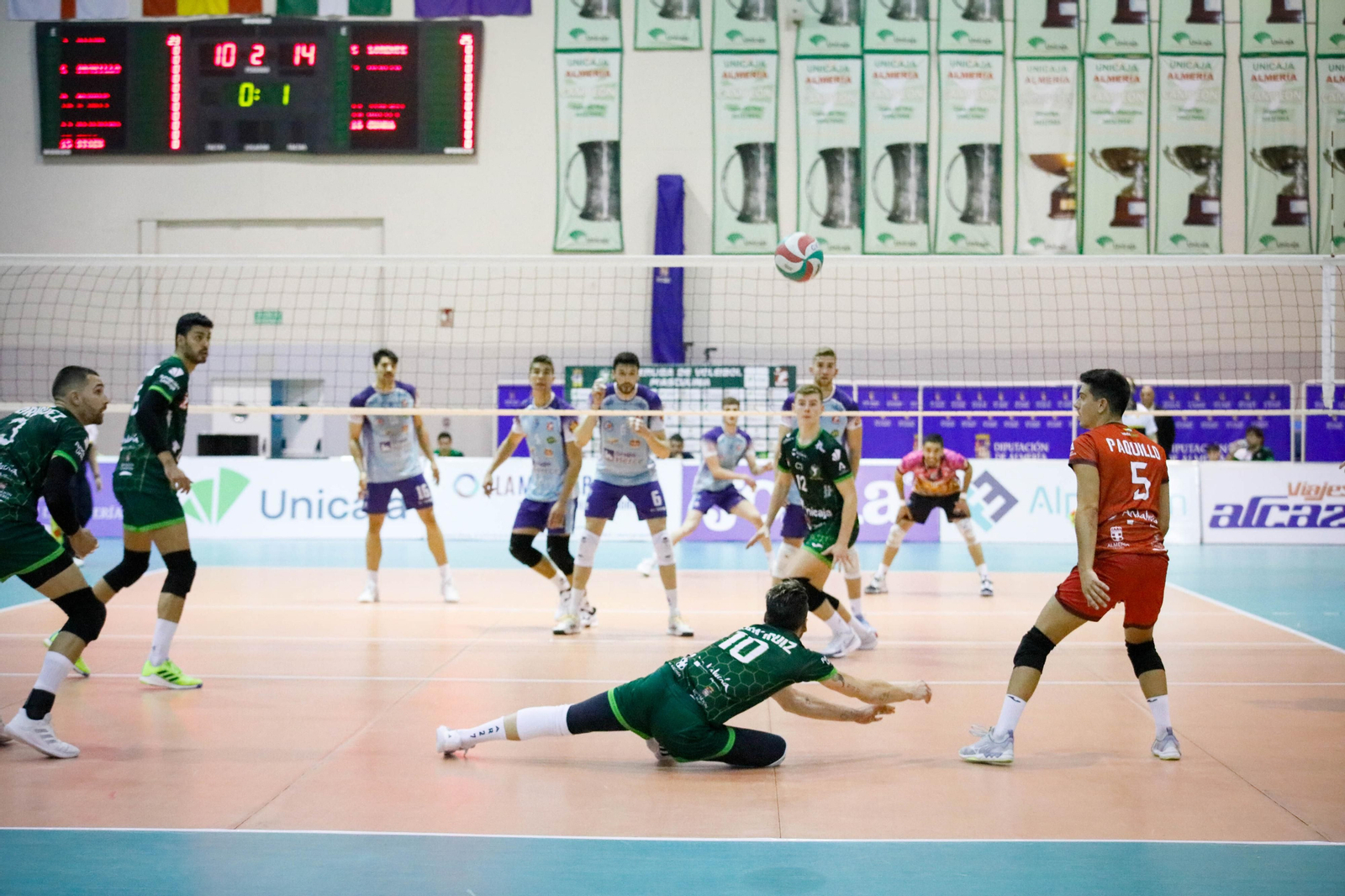 Imágenes del partido entre Unicaja Almería y Grupo Herce Soria