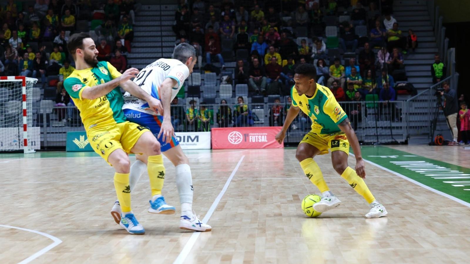 Wanapix Sala 10 Zaragoza sacó fuerzas de flaqueza para llevarse un punto del Olivo Arena.