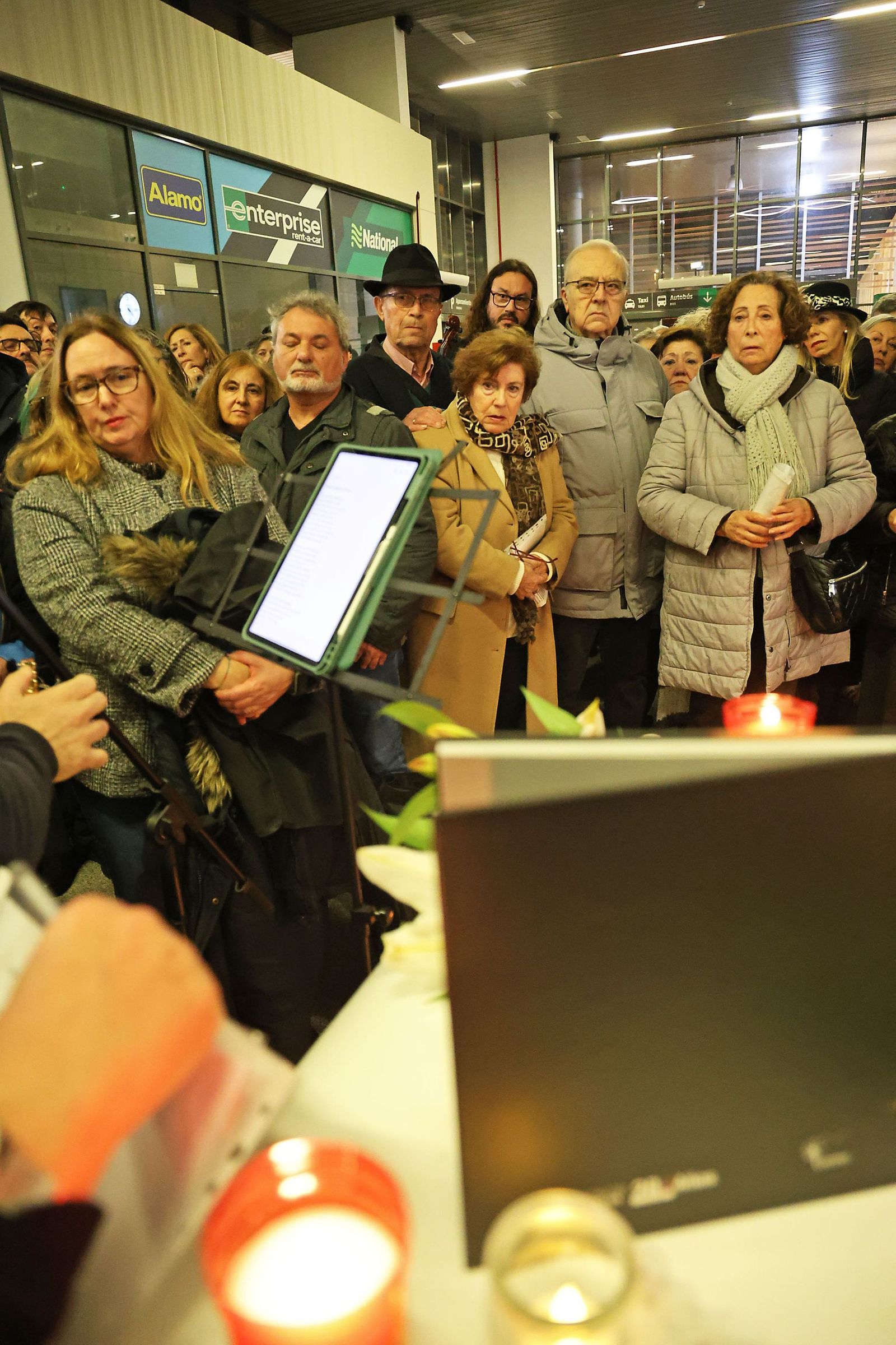 Las fotografías de la vigilia por los fallecidos en el accidente de tren  de Adamuz