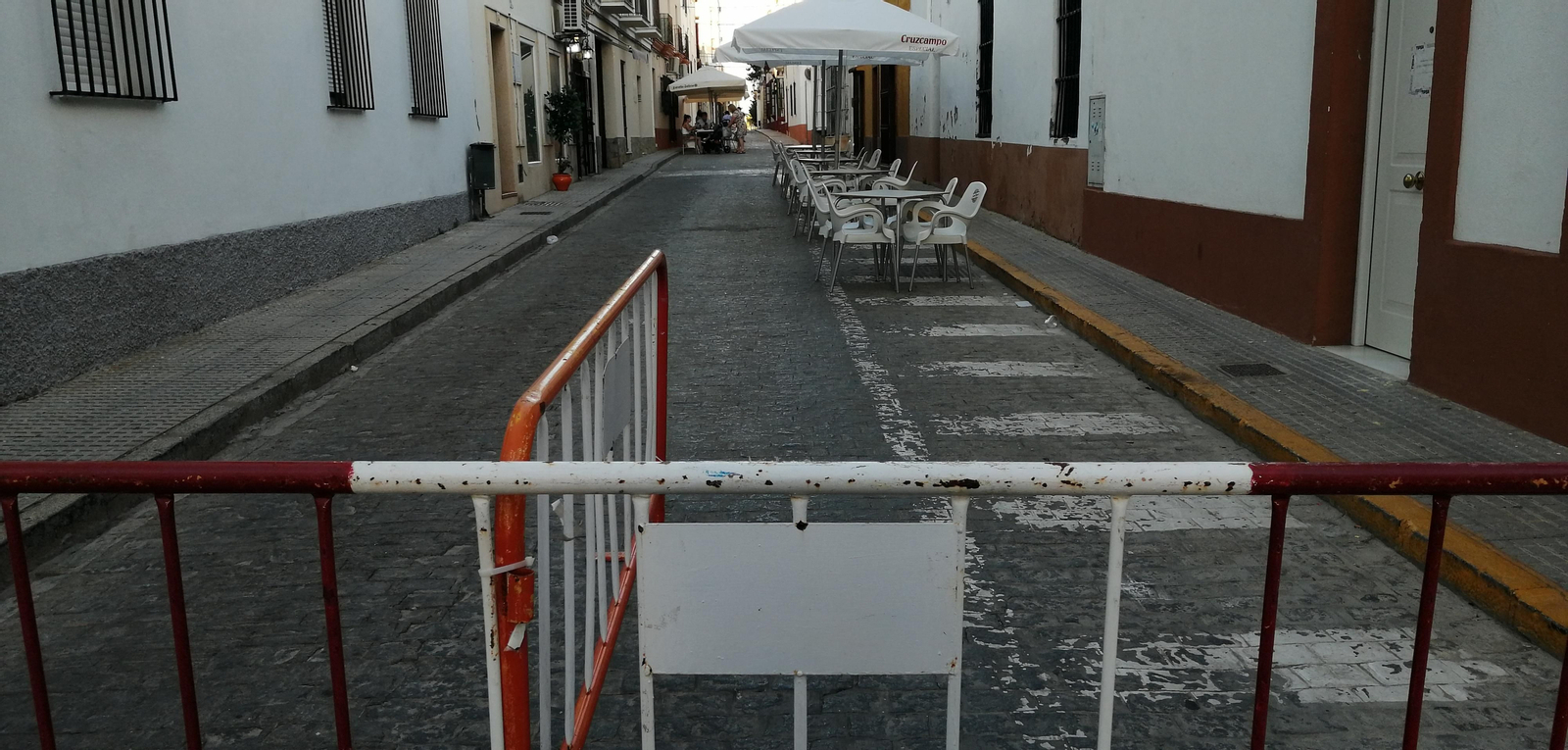 Calle Amargura cortada al tráfico, el pasado sábado