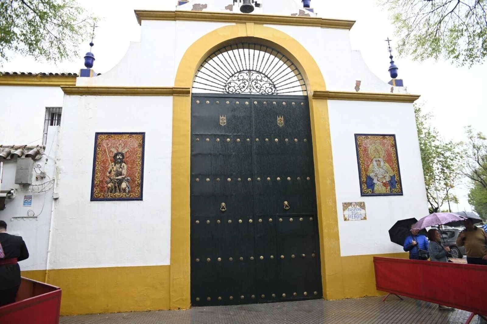 Intimidad en la Merced en este Lunes Santo de Córdoba, en imágenes