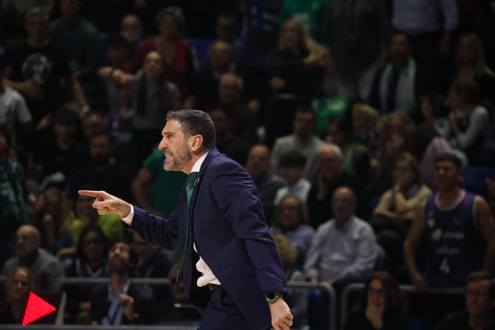 Ibon Navarro, durante el Unicaja-Granca.