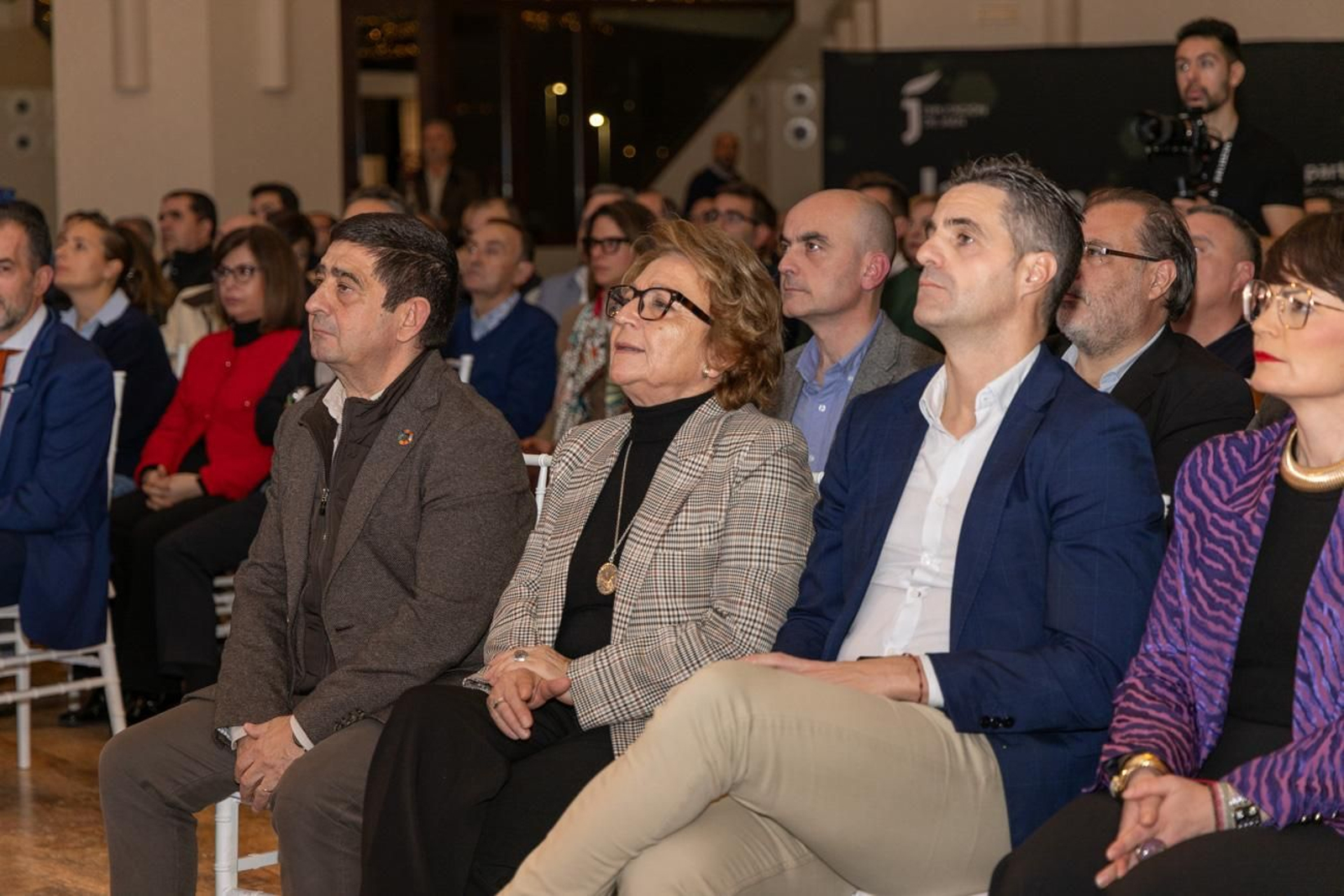 Entrega de distinciones y apertura del III Encuentro Provincial Jaén por Industria