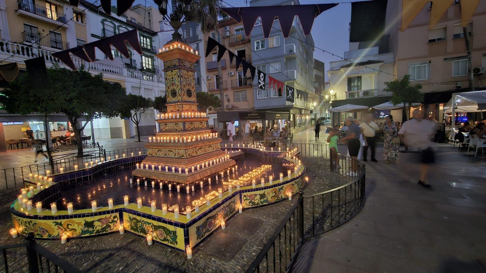 Noche de las velas en La Línea. Noche de las velas en La Línea.
