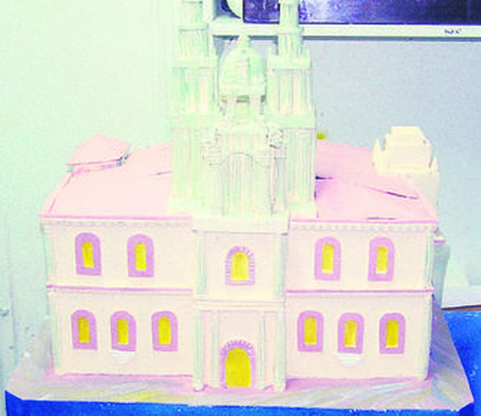 La supuesta catedral de Málaga del 'Van Gogh'.