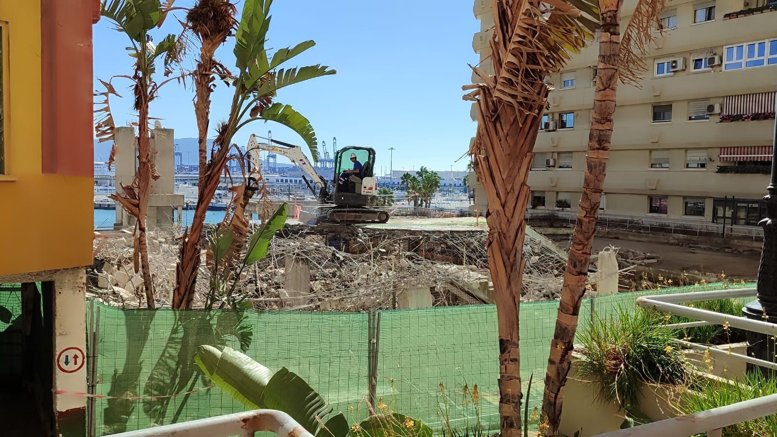 Los trabajos en la plaza Virgen de las Lágrimas.