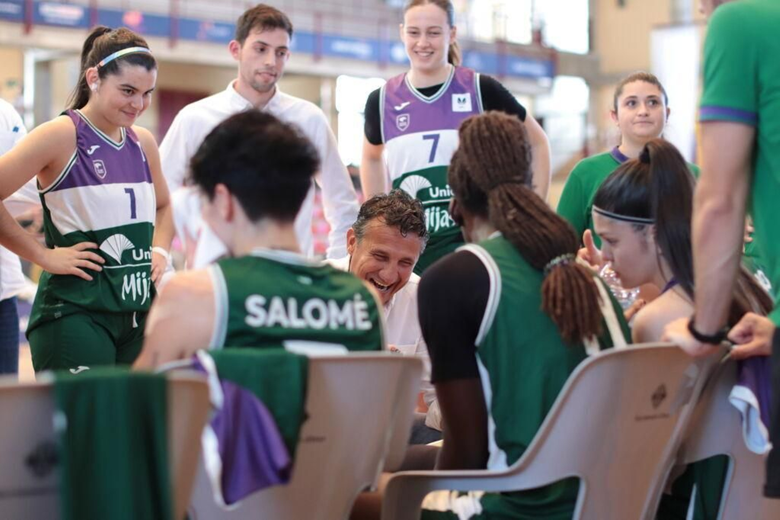 El Unicaja Mijas, durante un tiempo muerto El Unicaja Mijas, durante un tiempo muerto