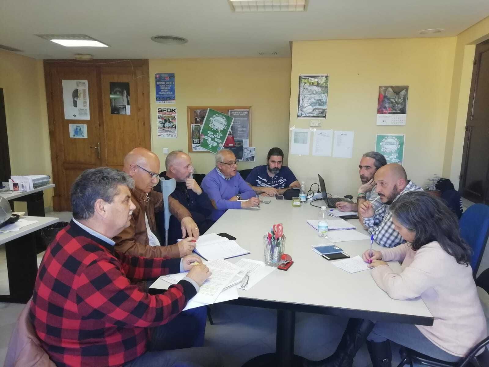 Reunión de Adelante Jerez con la federación vecinal La Plazoleta.