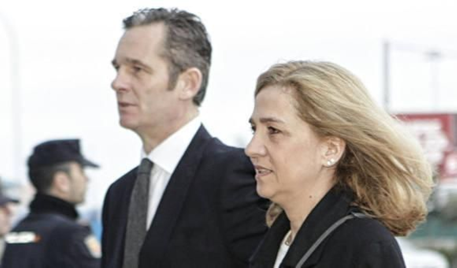 El ex contable asegura que Urdangarín y Torres vaciaron el Instituto Nóos desde sus empresas