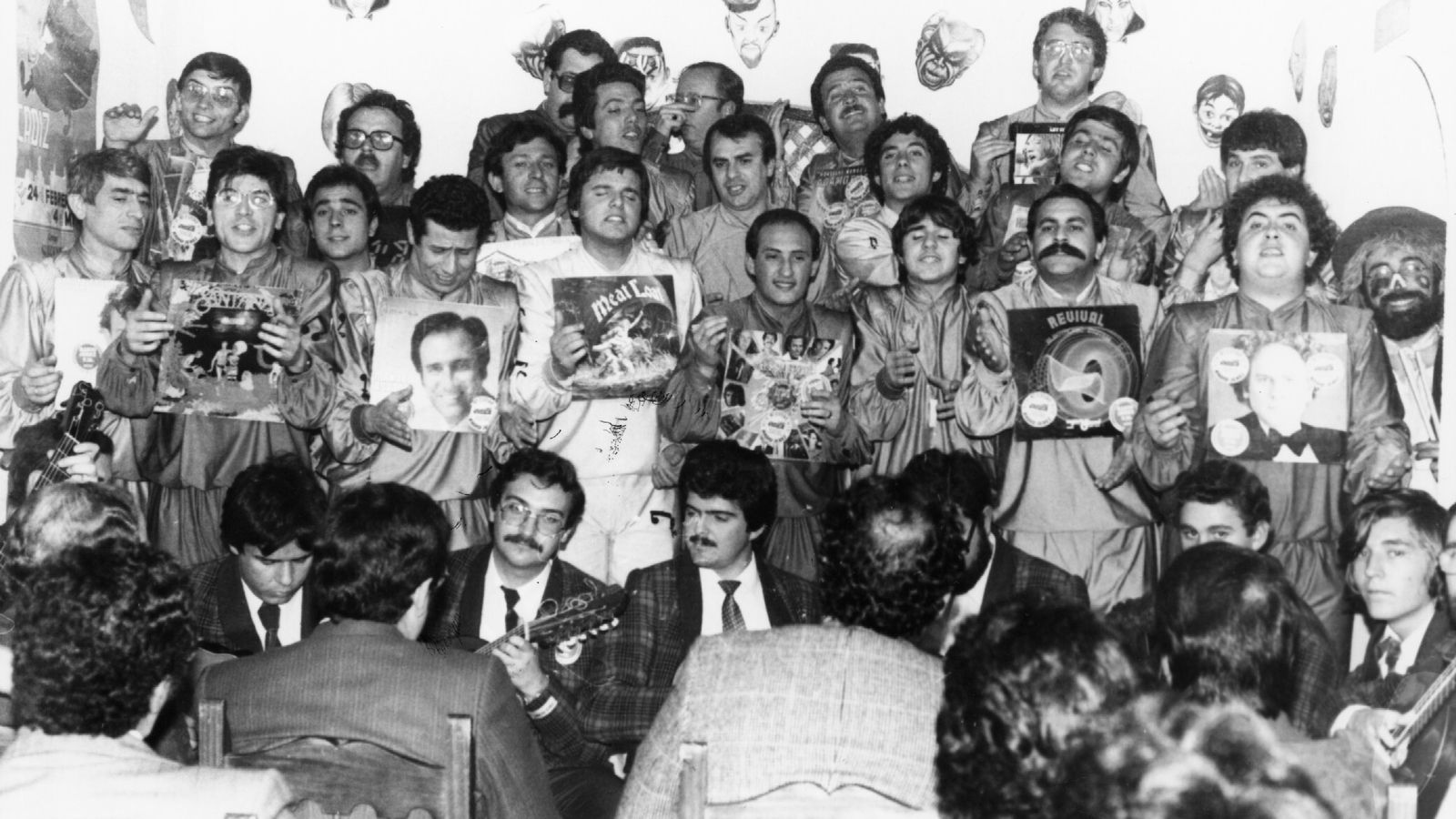 El coro 'Los 40 principales', de 1982.