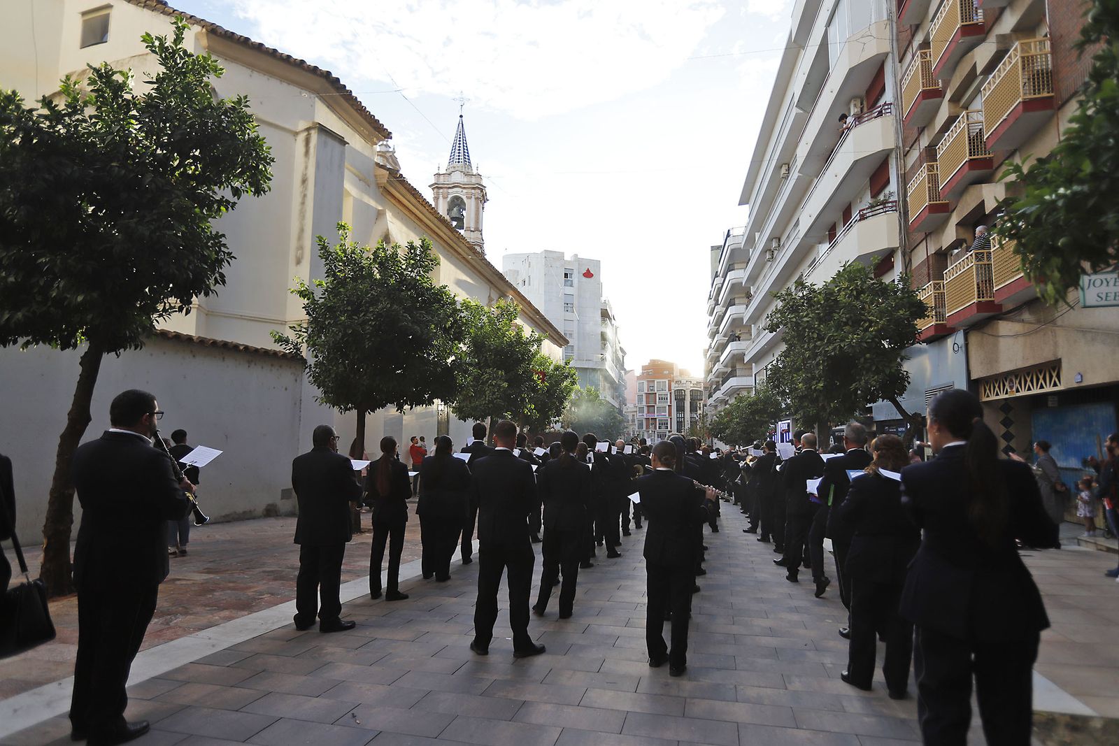 Imágenes del Sagrado corazón de Jesús en procesión por las calles del centro