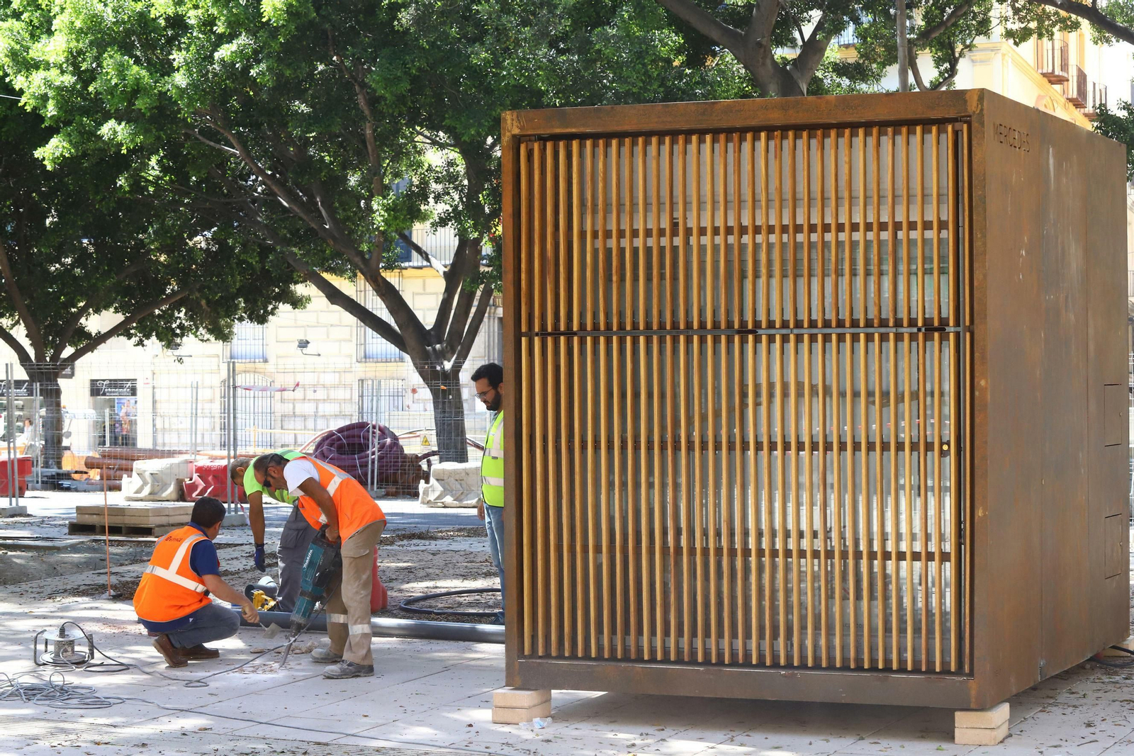 Las fotos de los nuevos puestos de flores de la Alameda