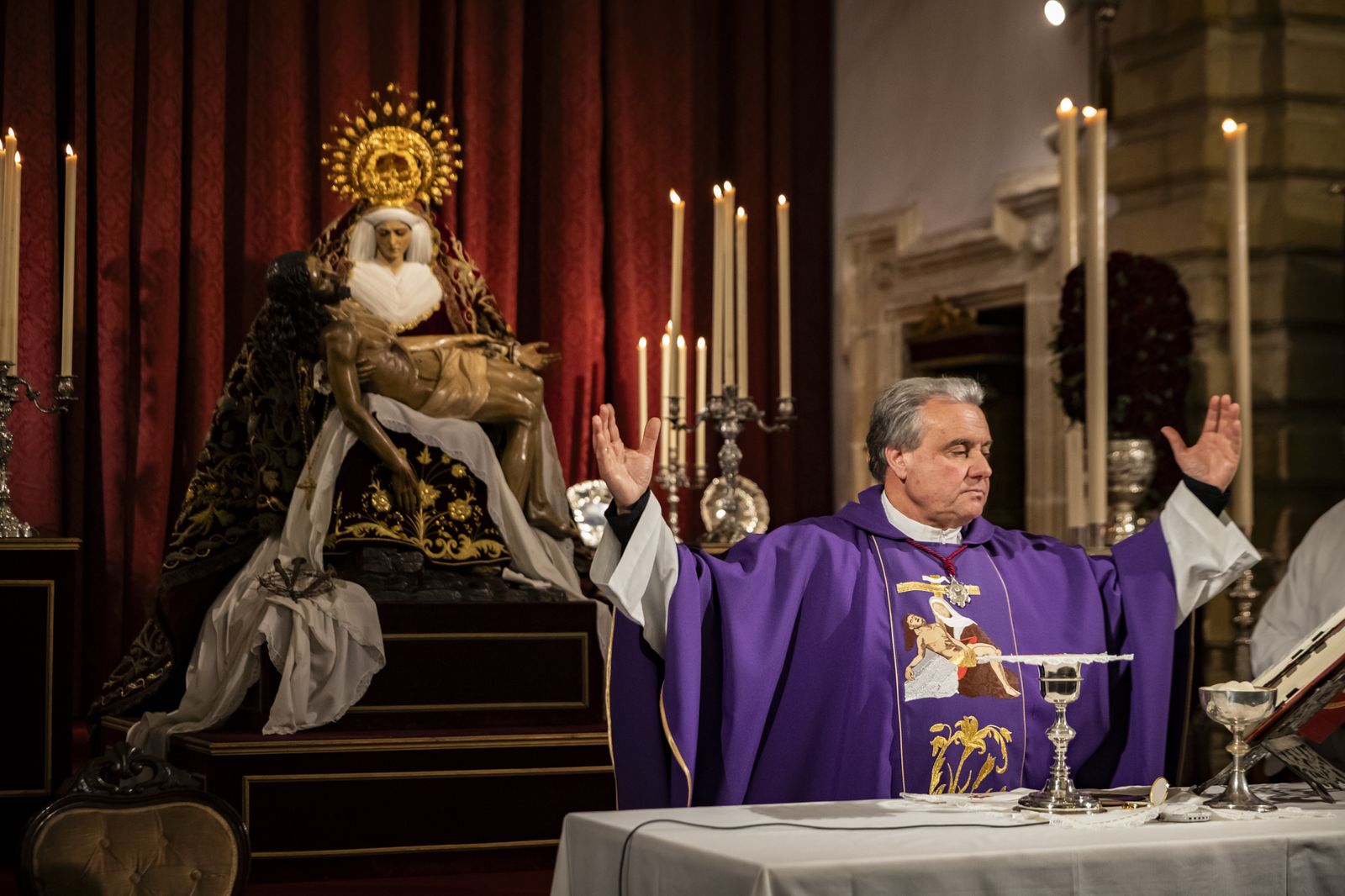 La Virgen de las Angustias recibe la Medalla de Oro de Jerez