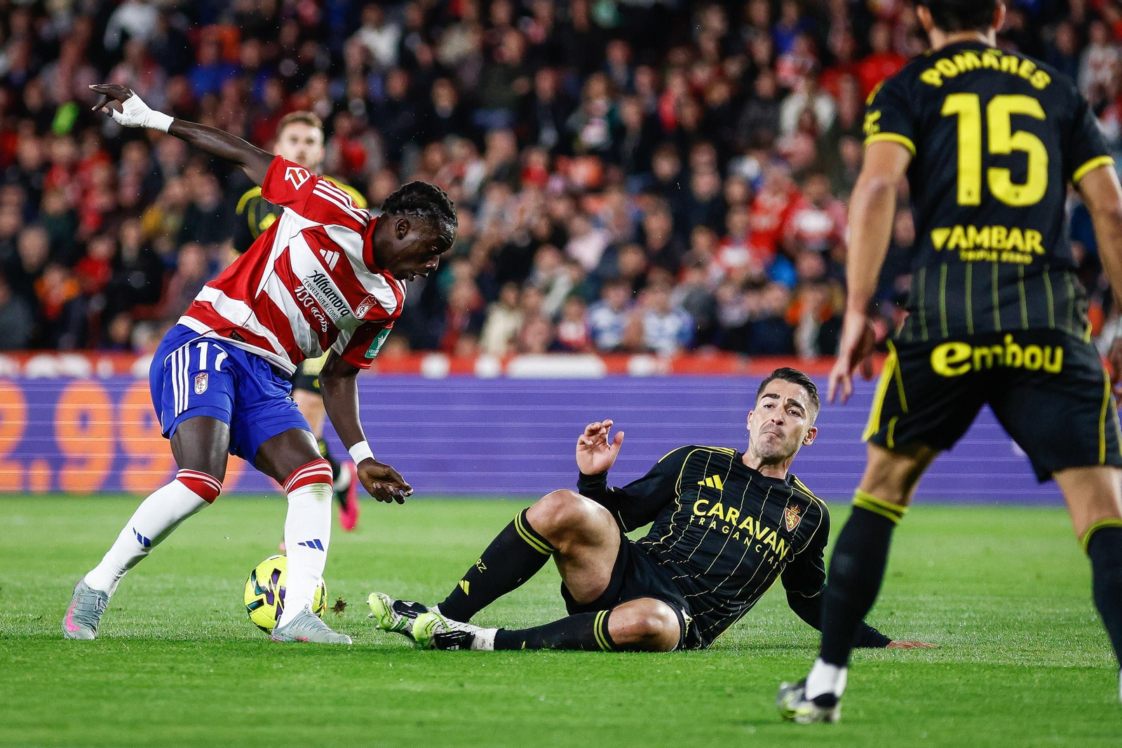 Las mejores imágenes de la victoria del Granada CF ante el Zaragoza