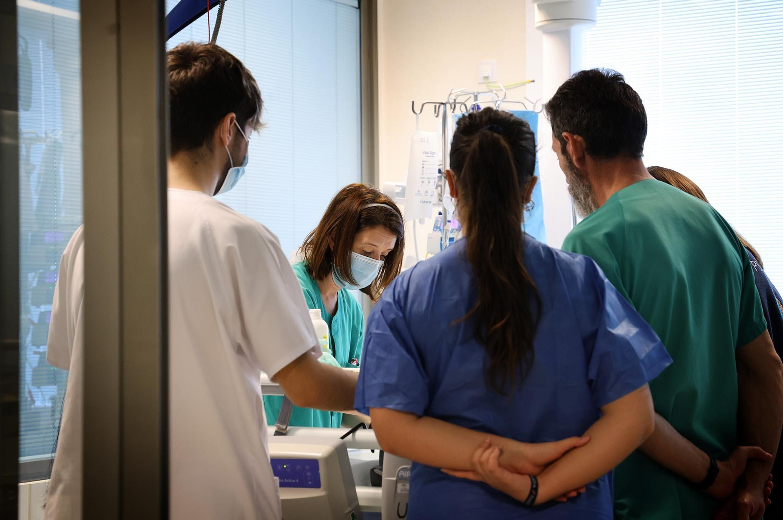 Imágenes de la UCI del Hospital Infanta Elena en Huelva