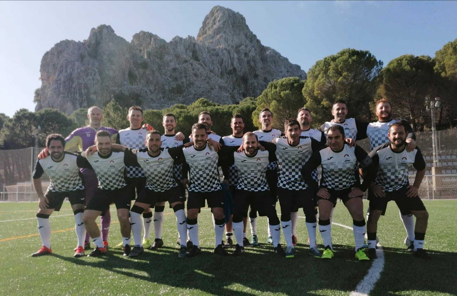 El Nueva Jarilla venció 0-4 en casa del Grazalema.