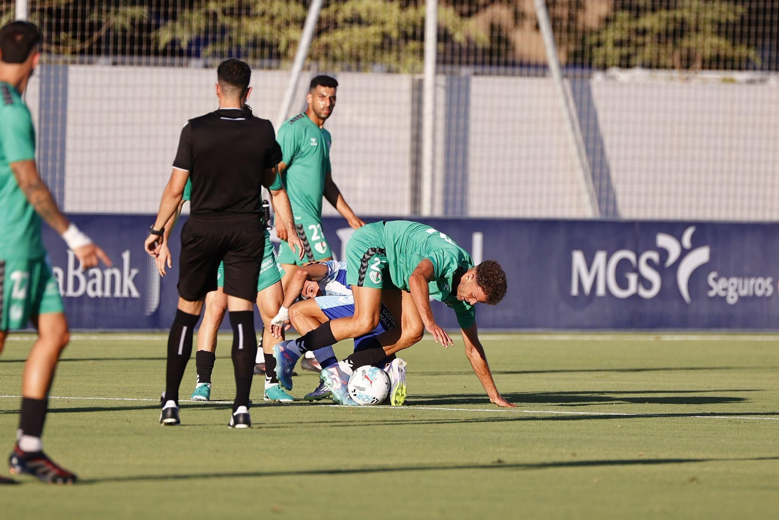 El Málaga CF- Antequera CF de pretemporada, en imágenes