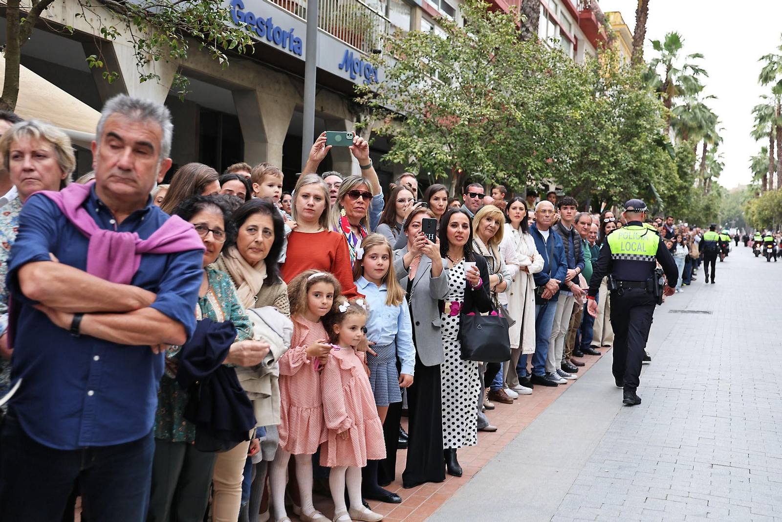 Las mejores imágenes del Sábado de Pasión en Huelva: La Legión con el Cristo de la Vera+Cruz