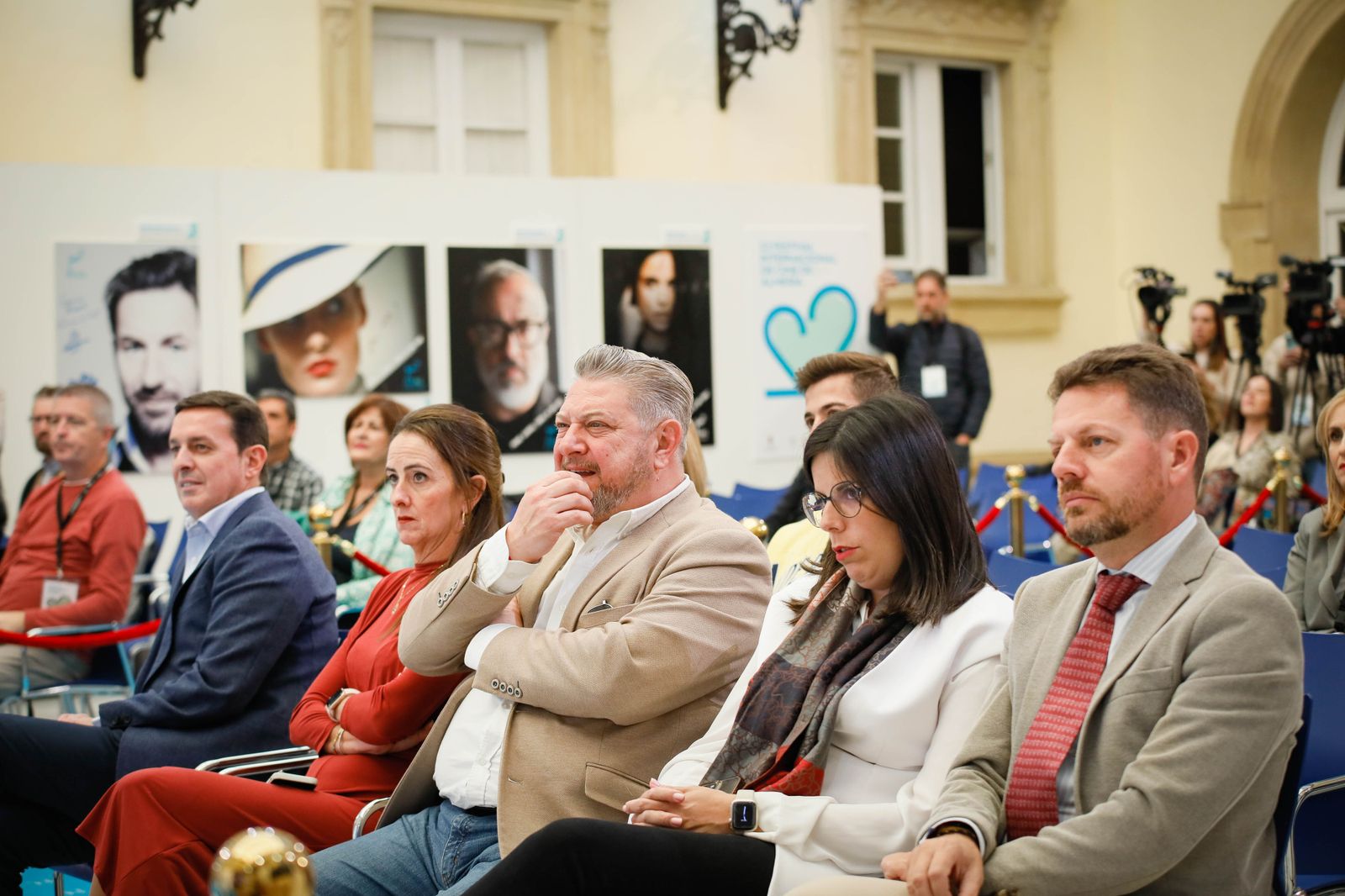 Imágenes en el paseo de la fama de Álvaro Morte