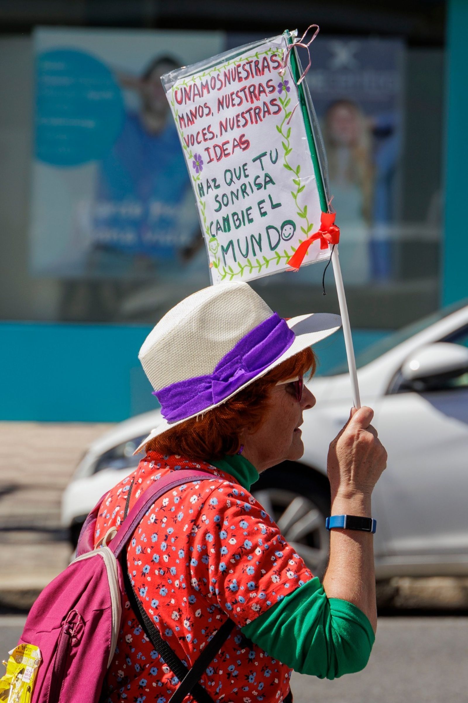 Miles de personas se manifiestan en Cádiz por la Educación Pública, la Sanidad y el Clima
