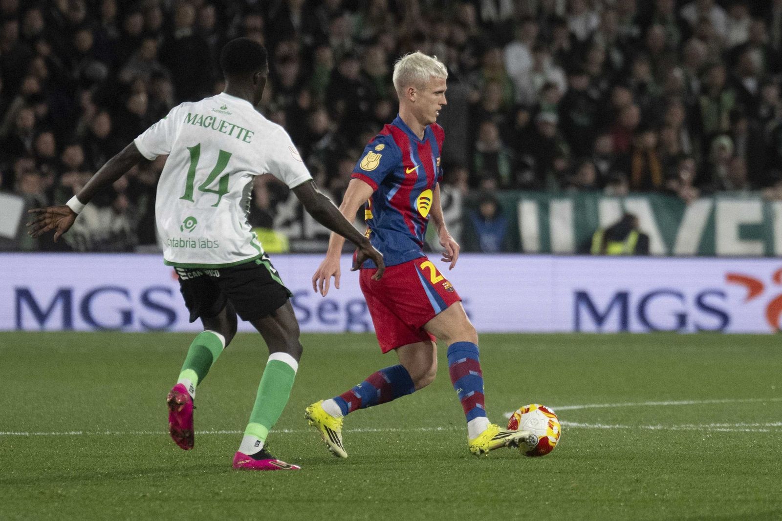 Las fotos del Racing-Barcelona de Copa