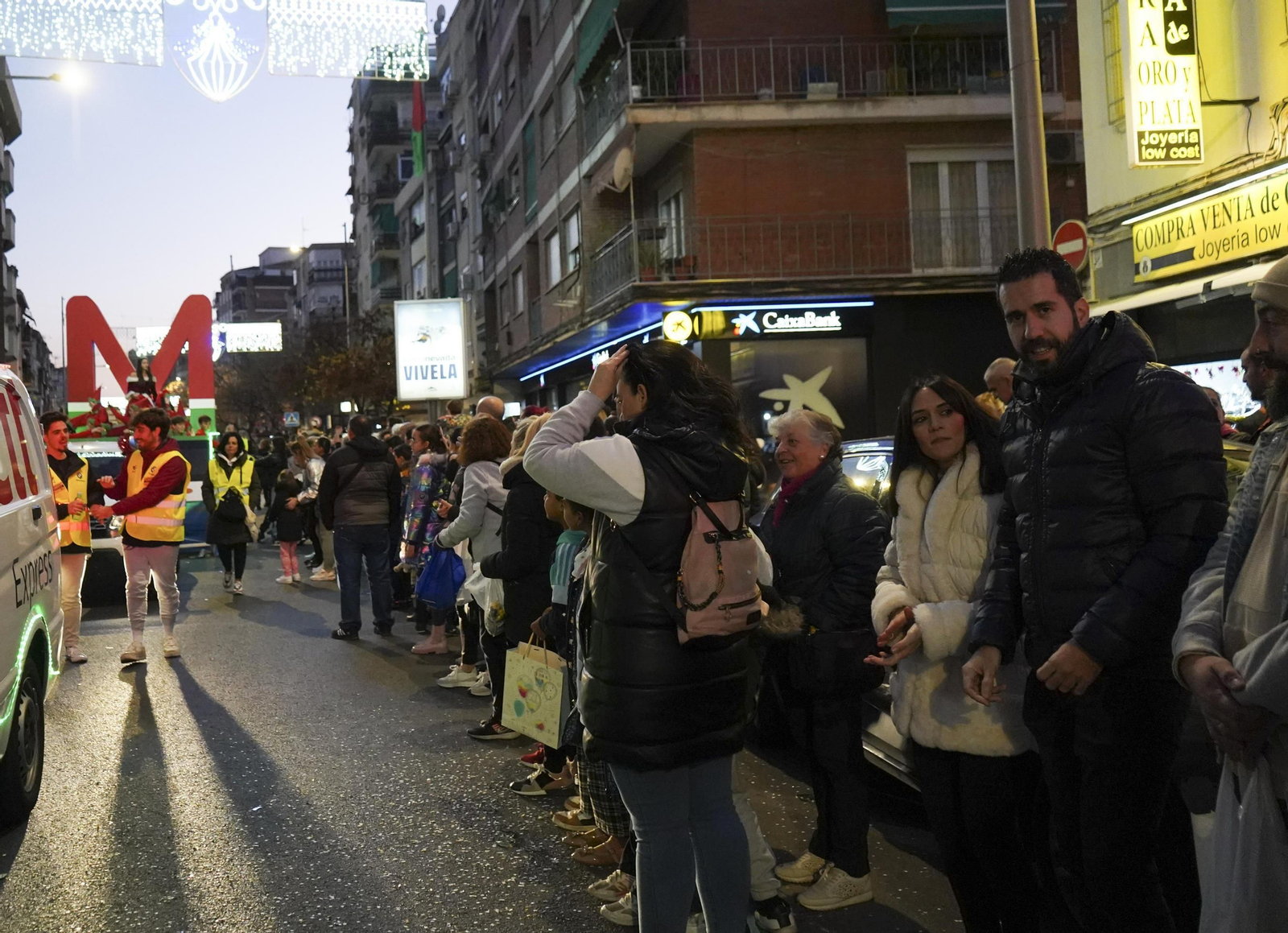 La cabalgata de los Reyes Magos de Granada, en imágenes