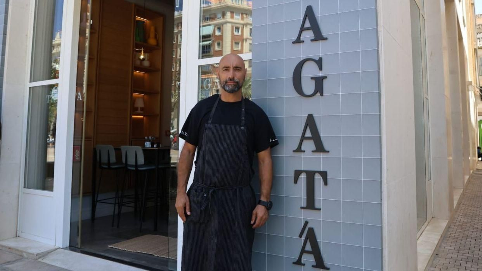 Benito Gómez abre Tragatá en el centro de Málaga.