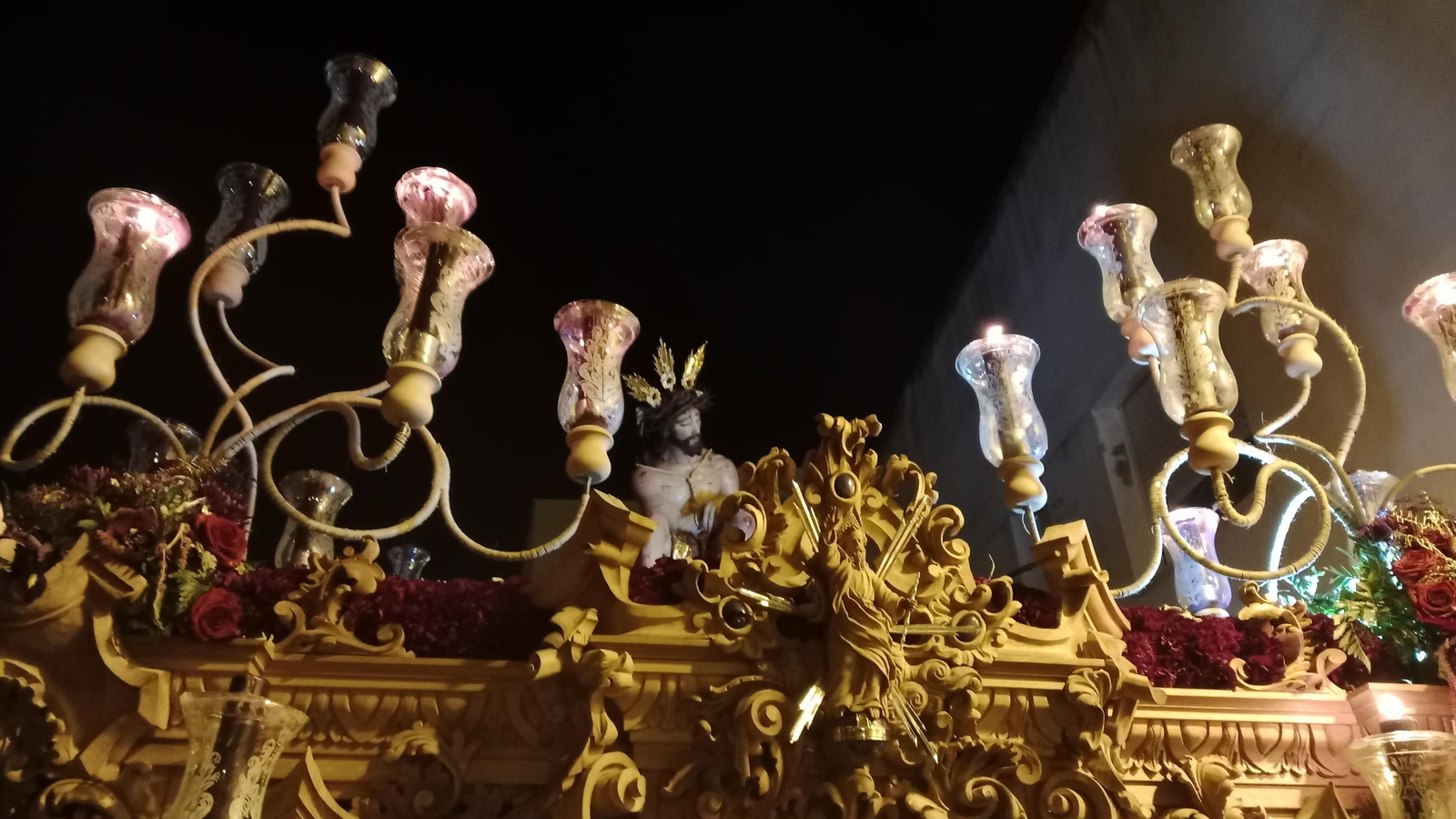 Las imágenes de la Coronación de Espinas en el Sábado de Pasión de la Semana Santa de San Fernando