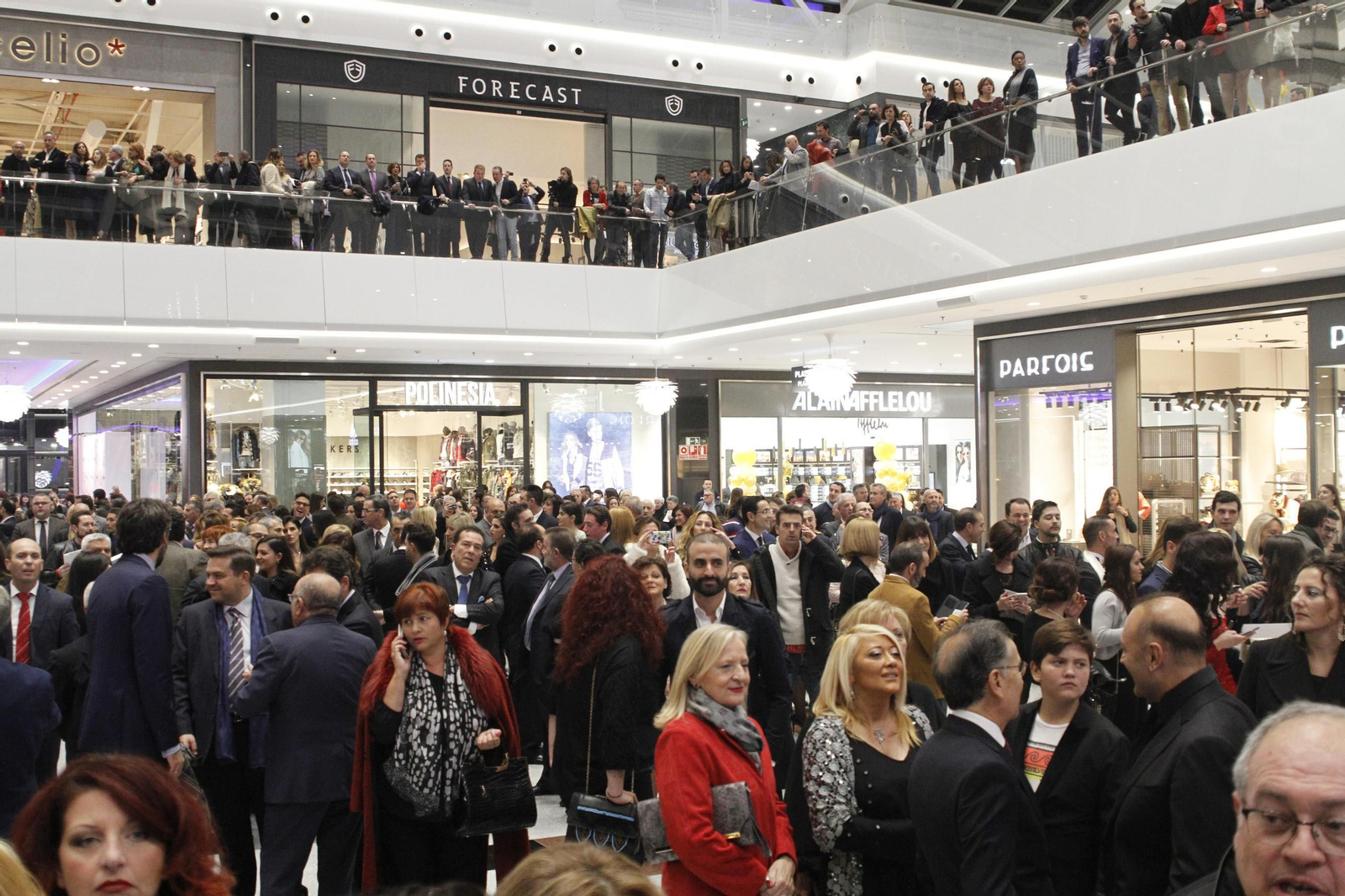 Fiesta en Granada por la apertura del Nevada