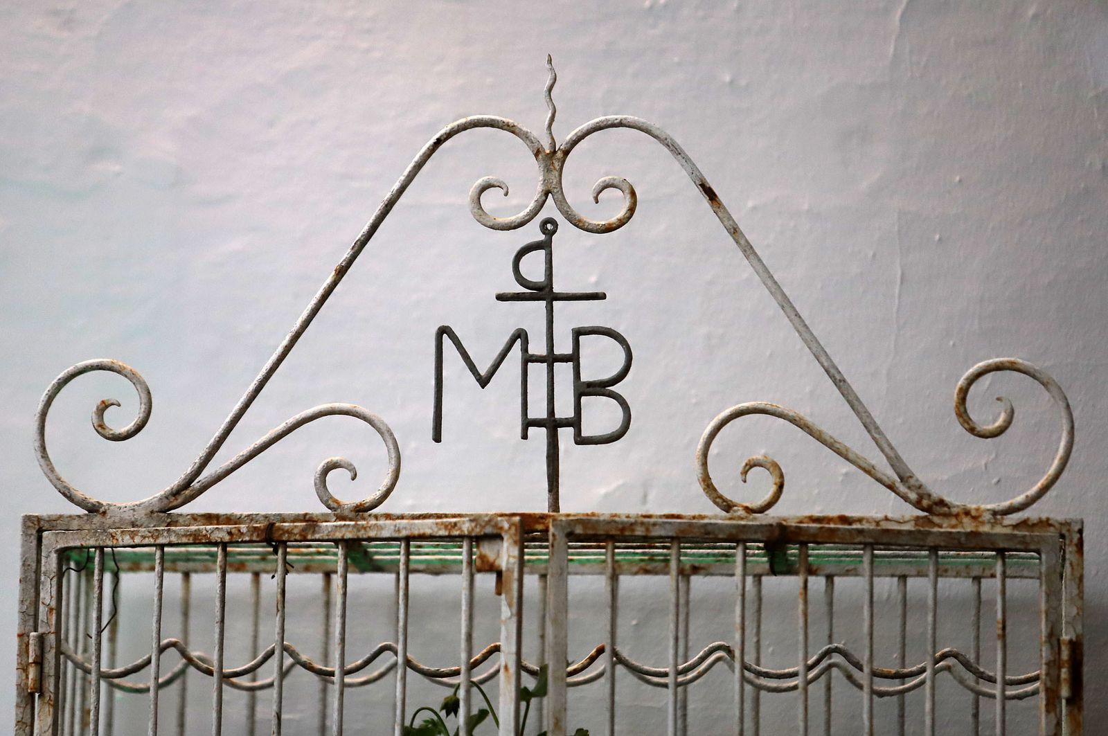 Imágenes del homenaje a 16 peñas taurinas de Huelva