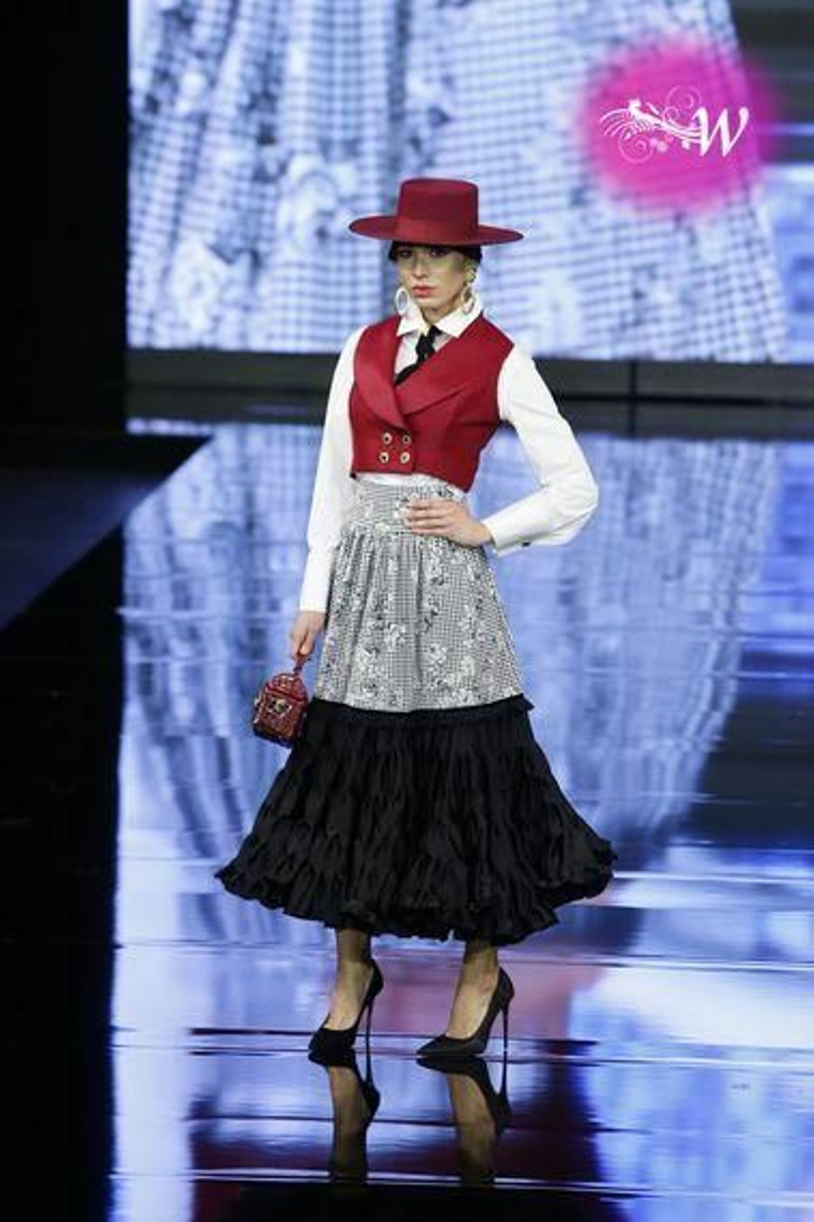 Diseño de Santos Rodrígues en Emprende Lunares, SIMOF 2020