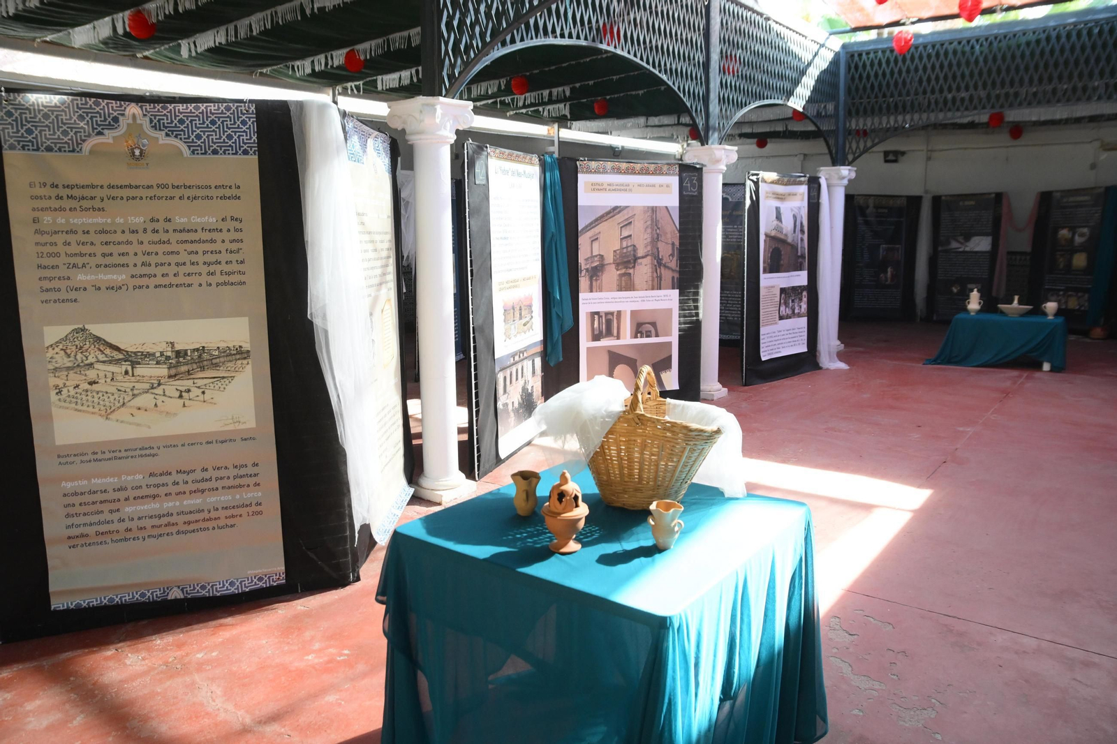 Más de veinte municipios festeros convierten Vera en la capital andaluza de los Moros y Cristianos