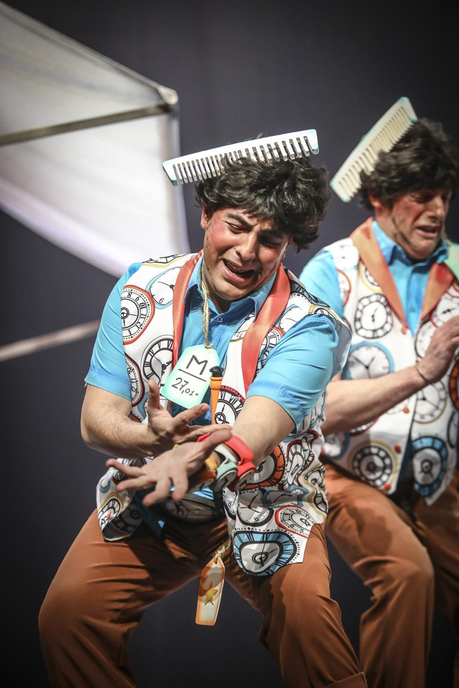 Chirigota No aguantamos más... Vamos de impacientes