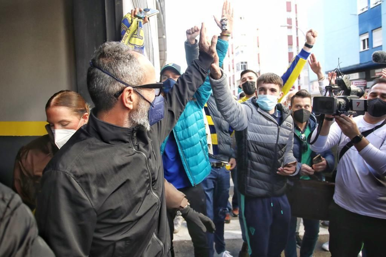 La espectacular despedida a Álvaro Cervera en Cádiz, en imágenes