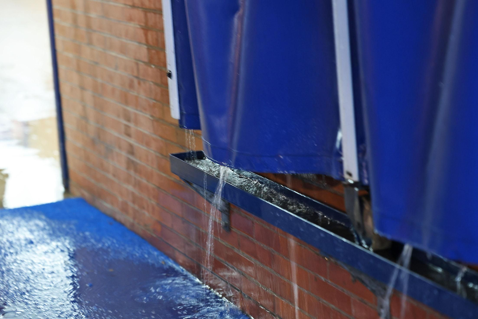 La suspensión del Recreativo de Huelva - UCAM Murcia en imágenes