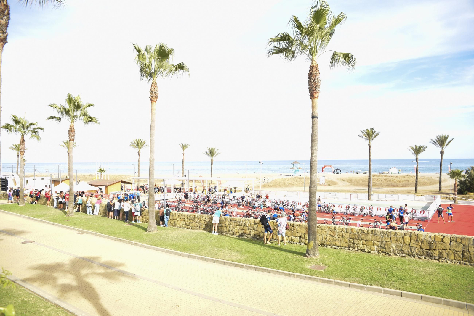 Búscate en las fotos del XI Triatlón de San Roque