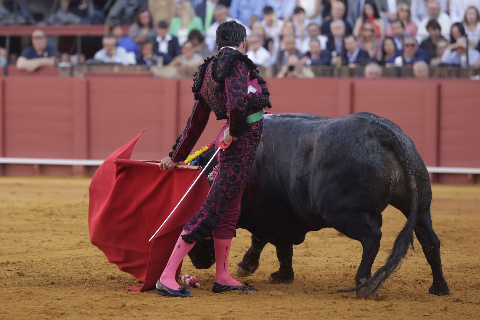 Las imágenes de la corrida de los Victorinos en la Maestranza de Sevilla