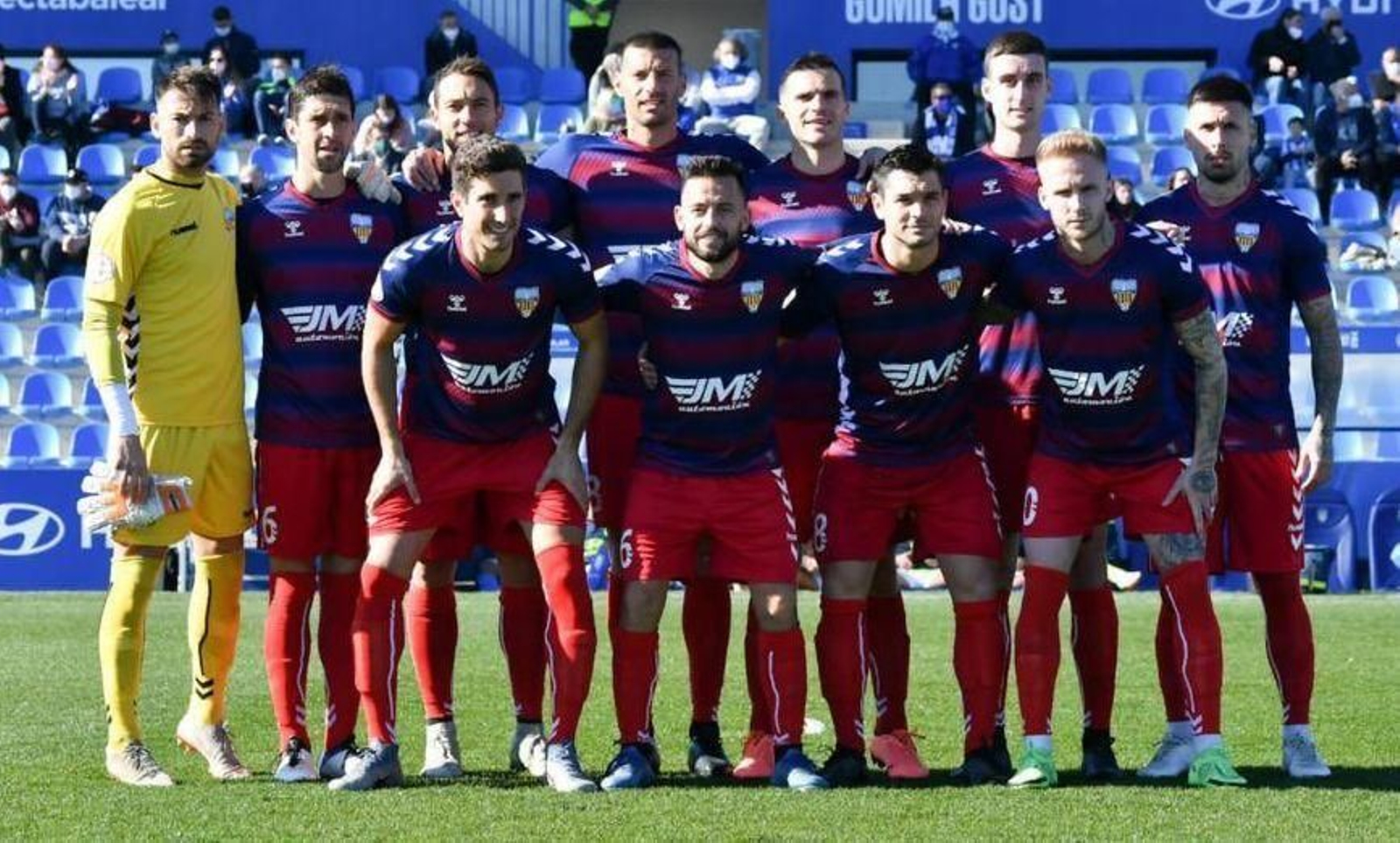 Una formación reciente de la UE Costa Brava