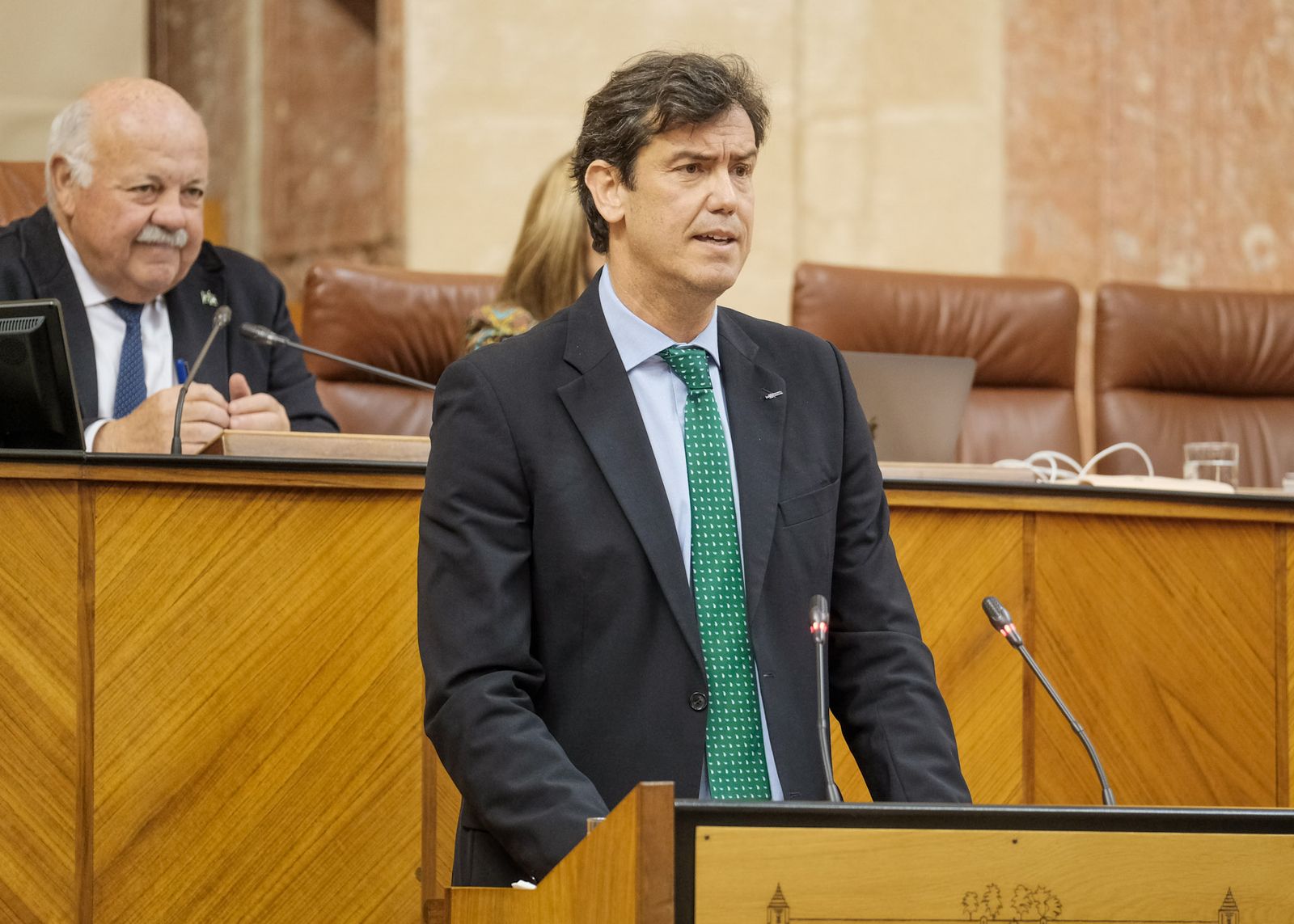 Juan José Salvador en el parlamento andaluz.
